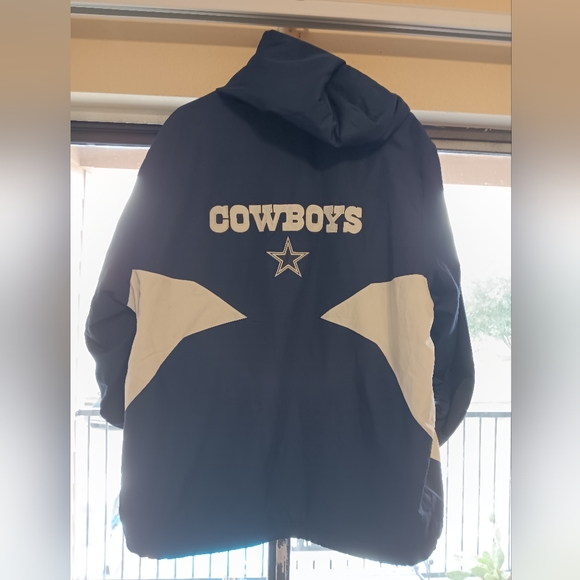 Dallas Cowboys zipup jacket. - Picture 3 of 3